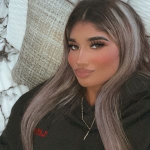 Meet your Posher, Sofia